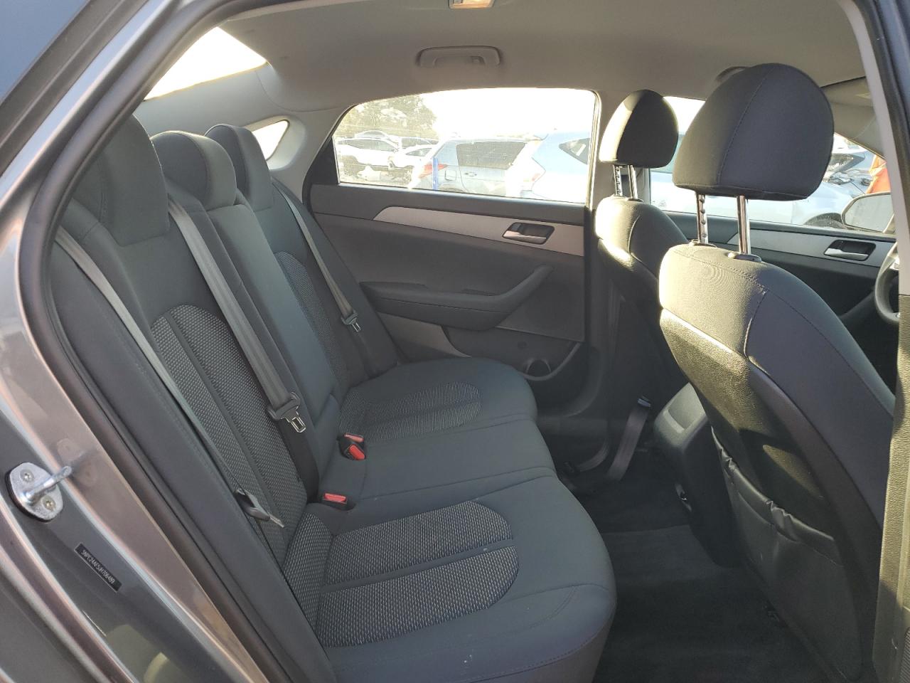 2018 Hyundai Sonata - Image 10