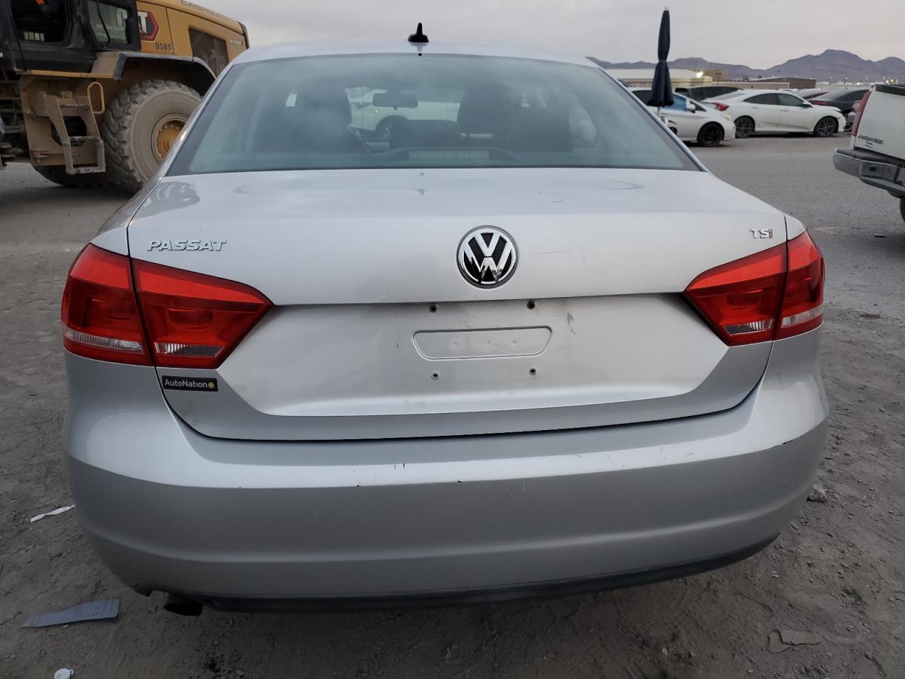 2015 Volkswagen Passat S VIN: 1VWAT7A30FC042184 Lot: 79140784