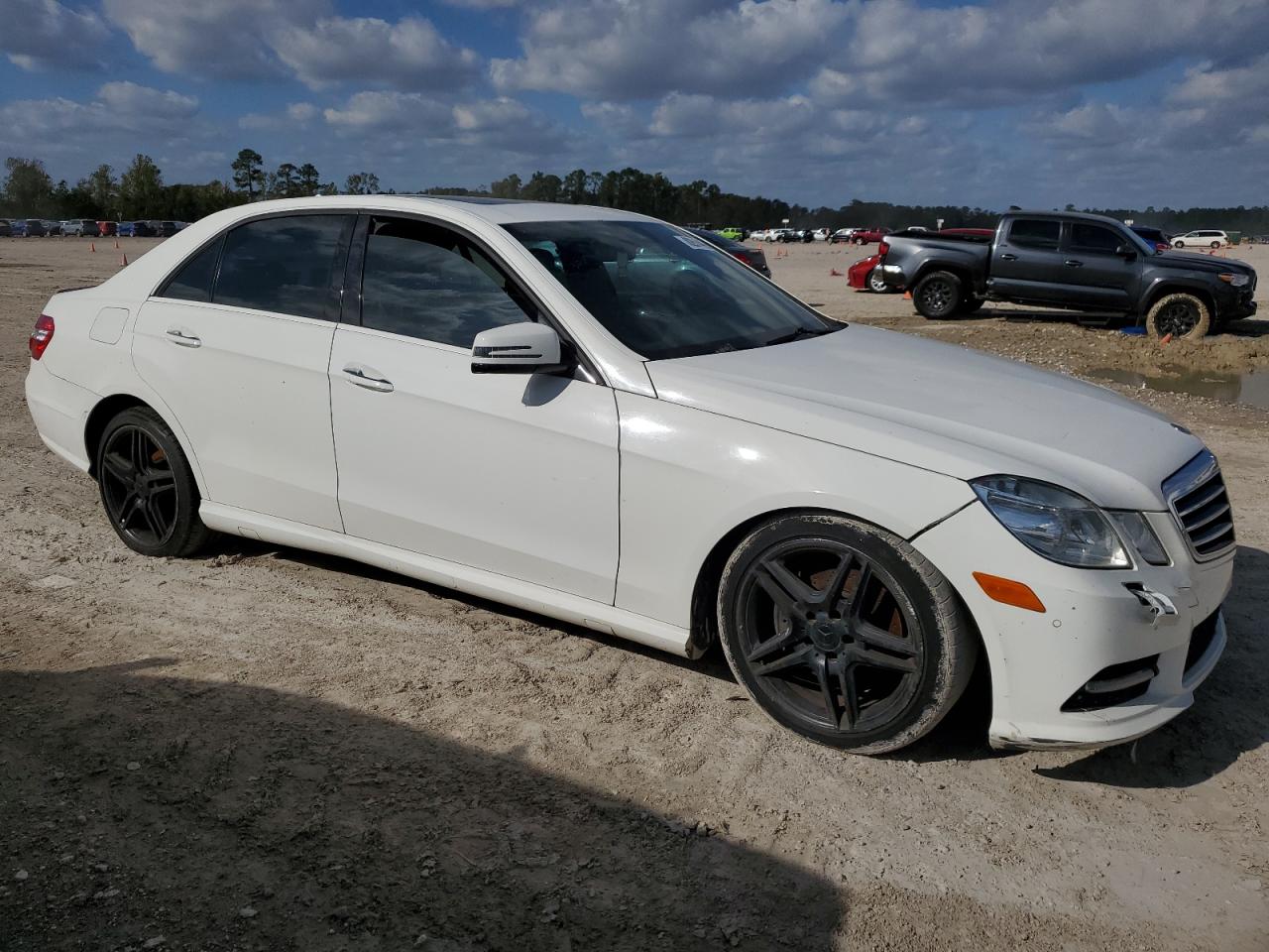 VIN WDDHF5KB1DA669123 2013 MERCEDES-BENZ E-CLASS no.4