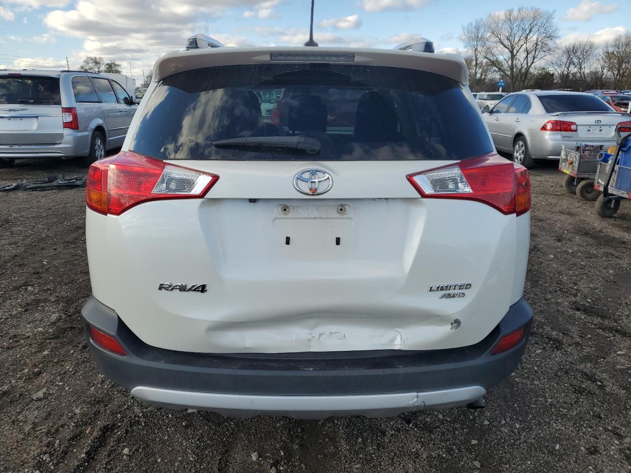 2015 Toyota Rav4 Limited VIN: JTMDFREV6FD132786 Lot: 81273354