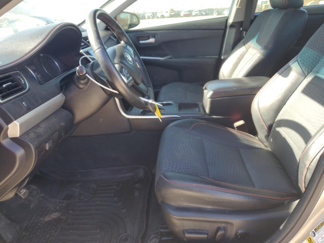 2015 Toyota Camry - Image 7