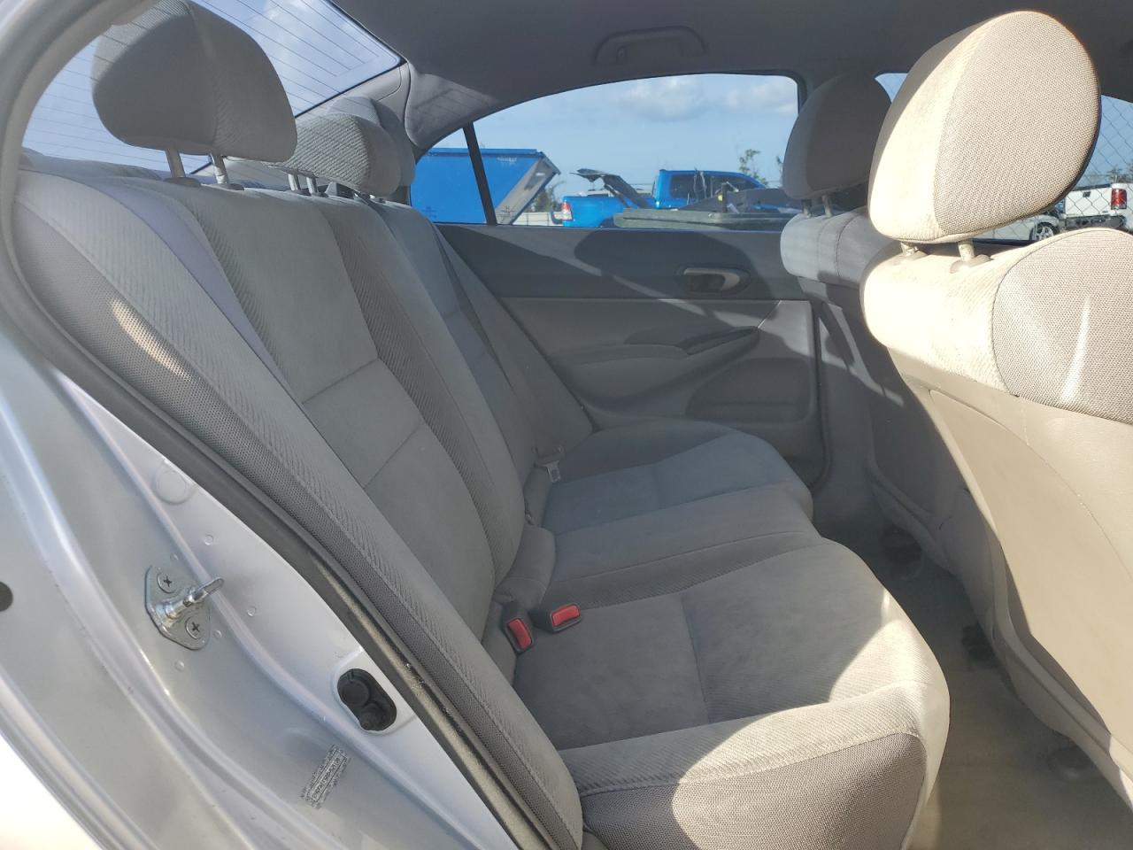 2011 Honda Civic - Image 10