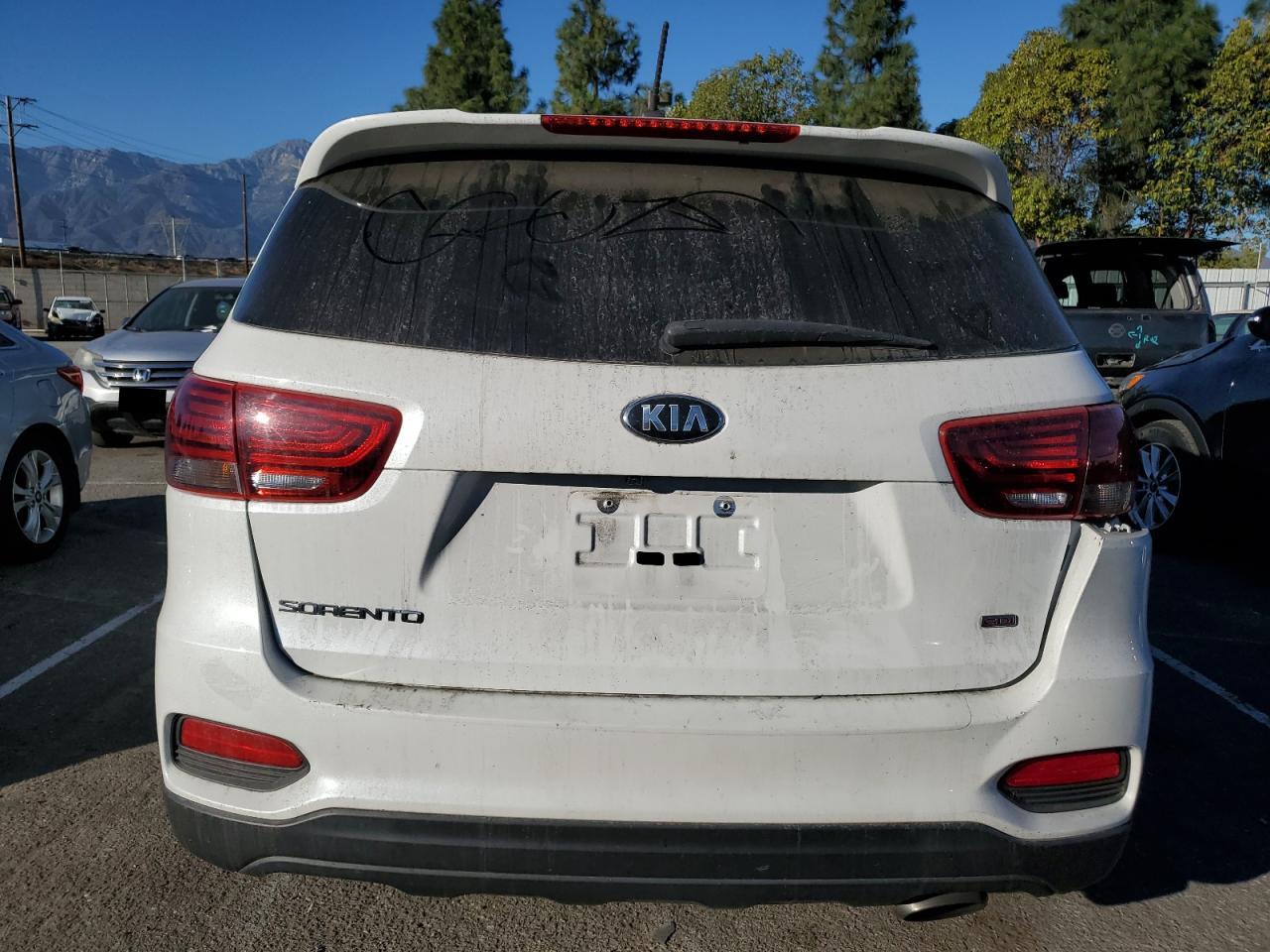 2019 Kia Sorento - Image 6