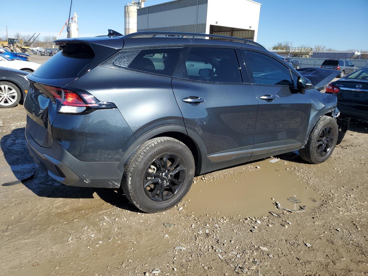 2023 Kia Sportage - Image 3