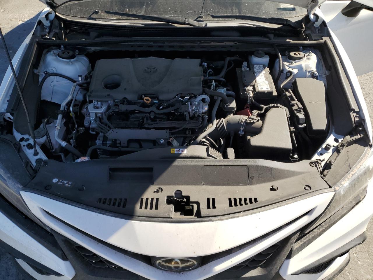 2022 Toyota Camry - Image 12
