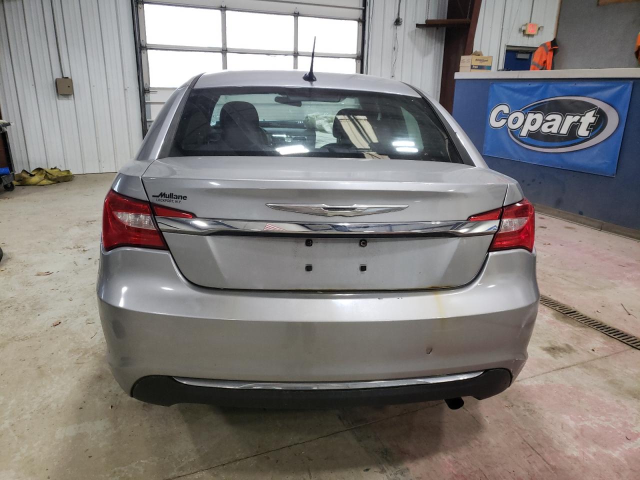 2013 Chrysler 200 Lx VIN: 1C3CCBABXDN647308 Lot: 78602514