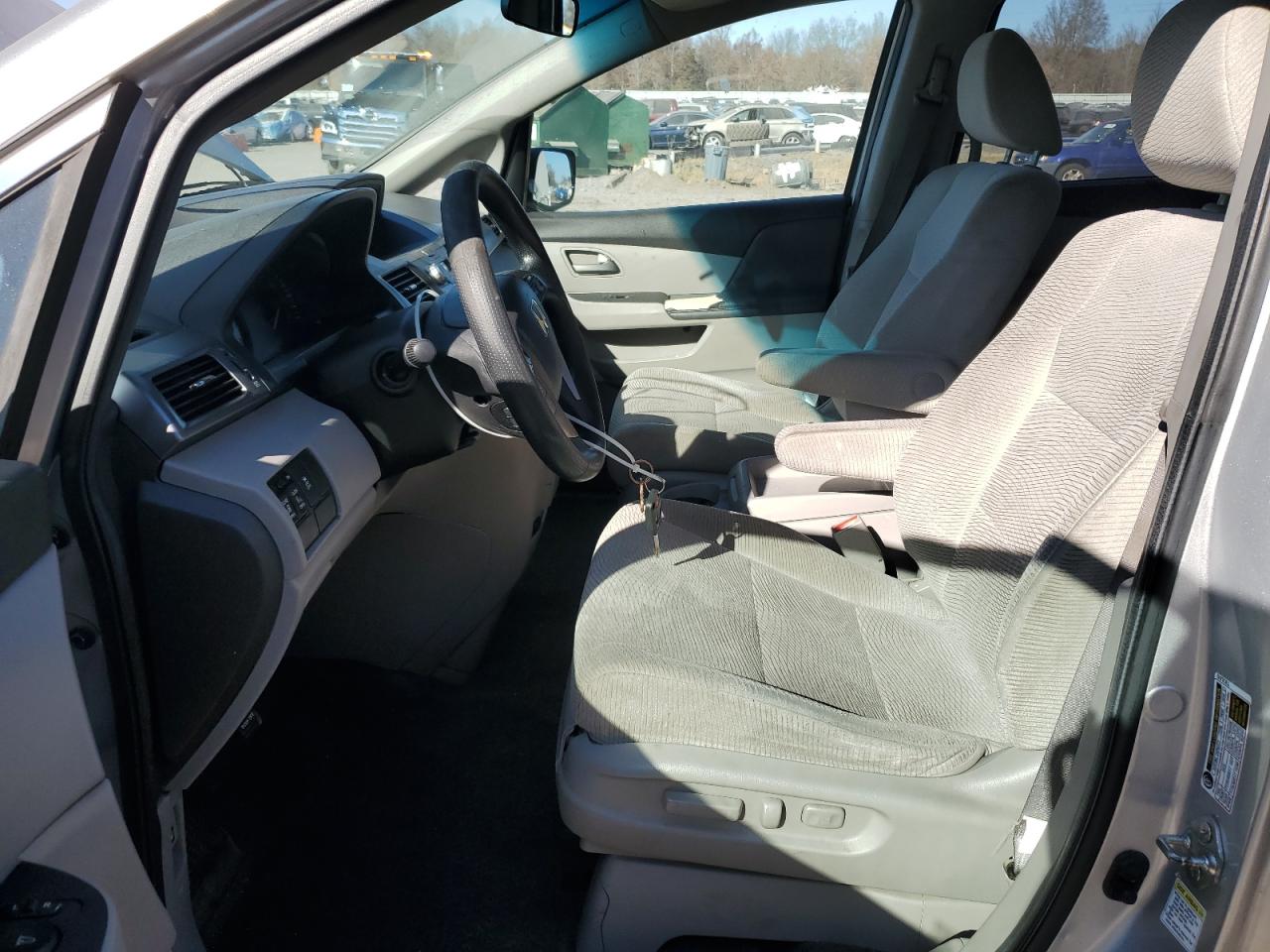 2012 Honda Odyssey - Image 7