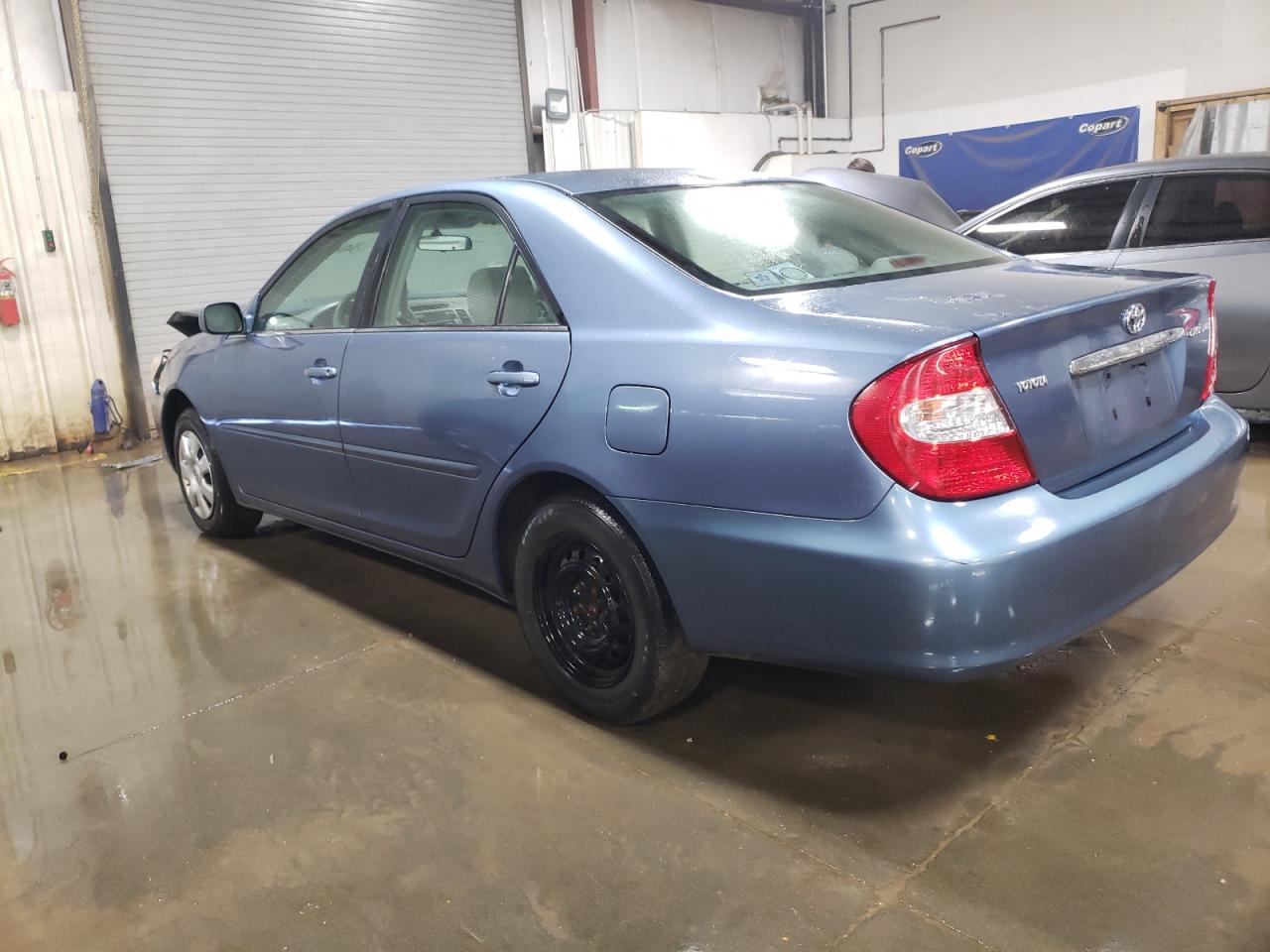 2004 Toyota Camry Le VIN: 4T1BE32K04U807767 Lot: 79464674