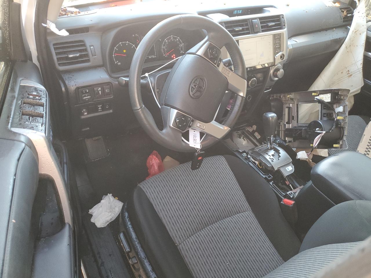 2022 Toyota 4Runner - Image 8