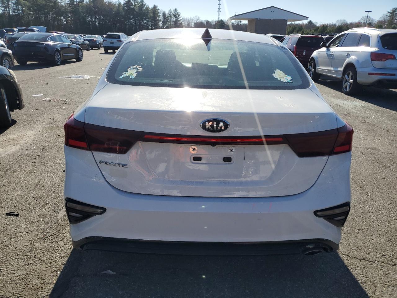 2019 Kia Forte - Image 6