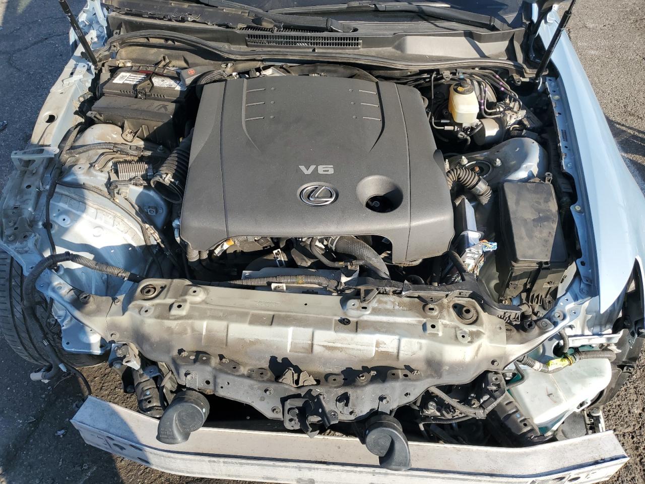 2010 Lexus IS - Image 11