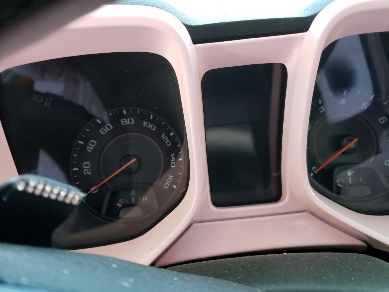 2015 Chevrolet Camaro - Image 9