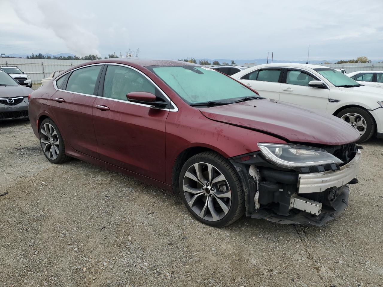 VIN 1C3CCCEG8FN553457 2015 CHRYSLER 200 no.4