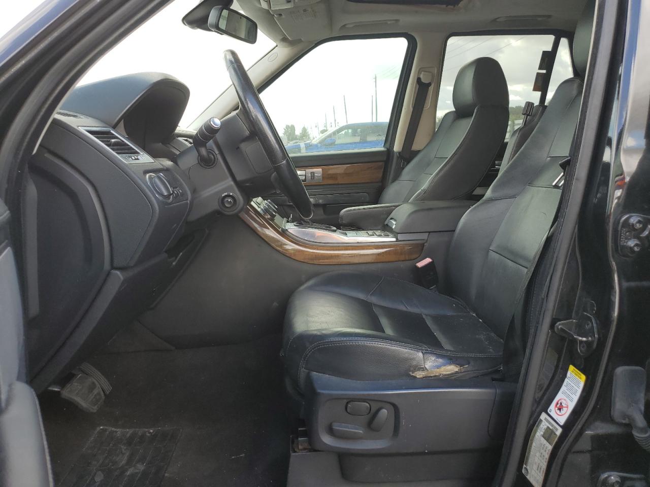 2013 Land Rover Range Rover - Image 7