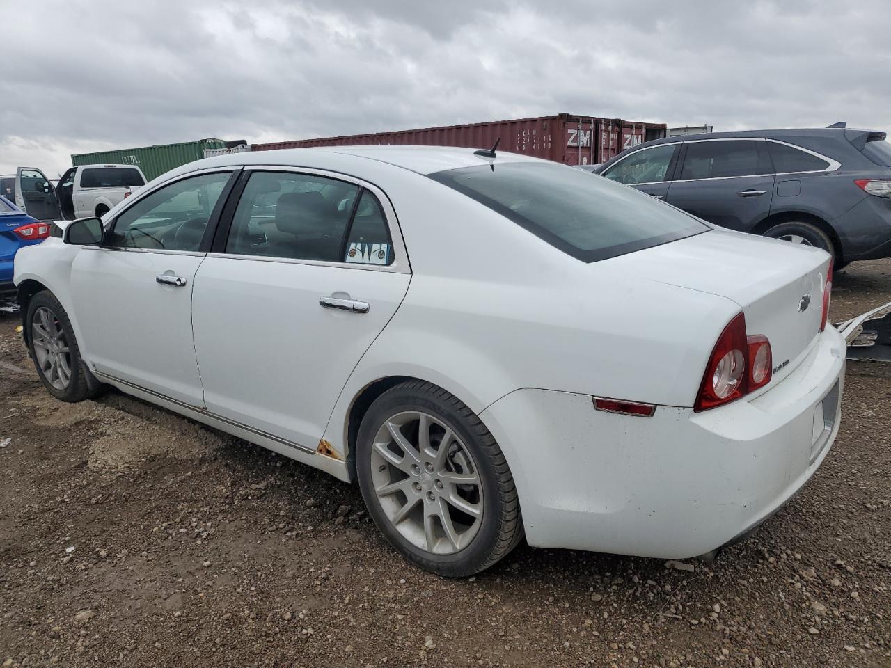 2009 Chevrolet Malibu - Image 2