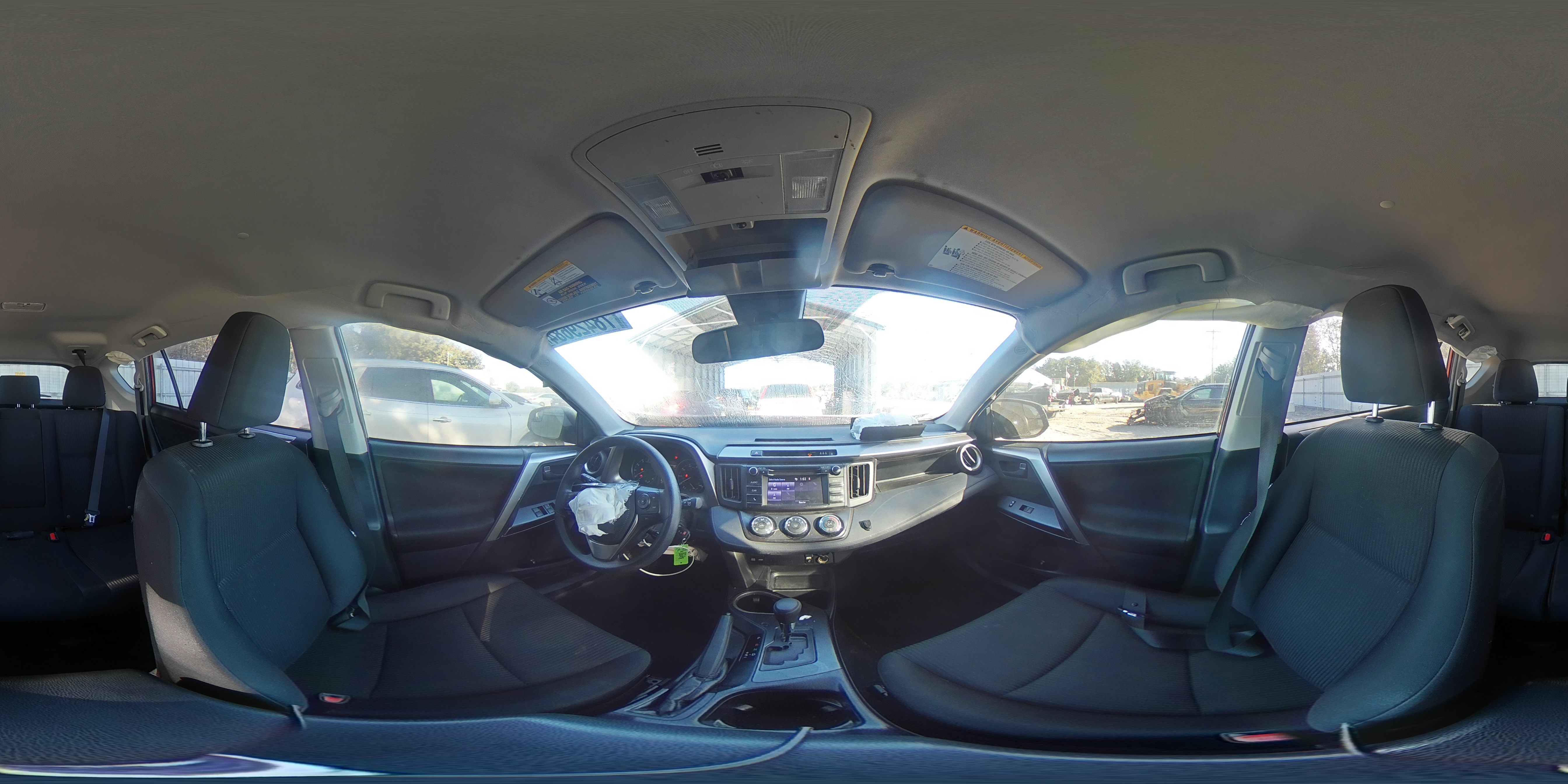 2018 Toyota RAV 4 - Image 15