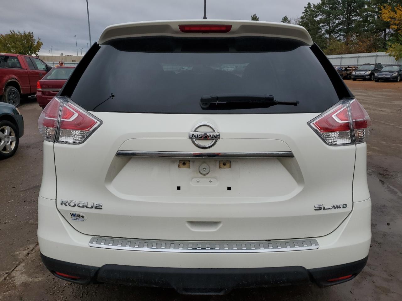 2015 Nissan Rogue S VIN: 5N1AT2MV1FC829658 Lot: 78879654