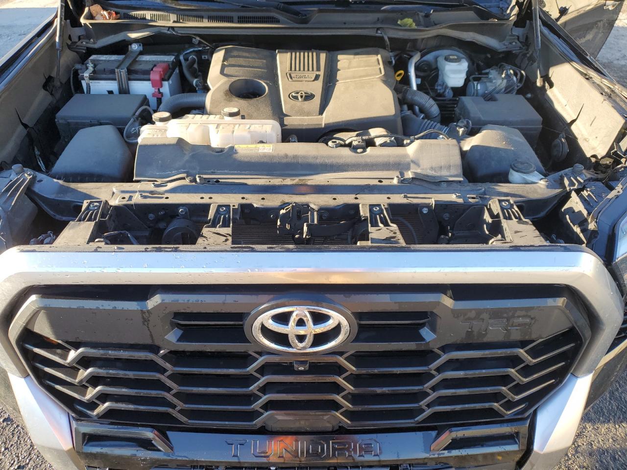 2022 Toyota Tundra - Image 11