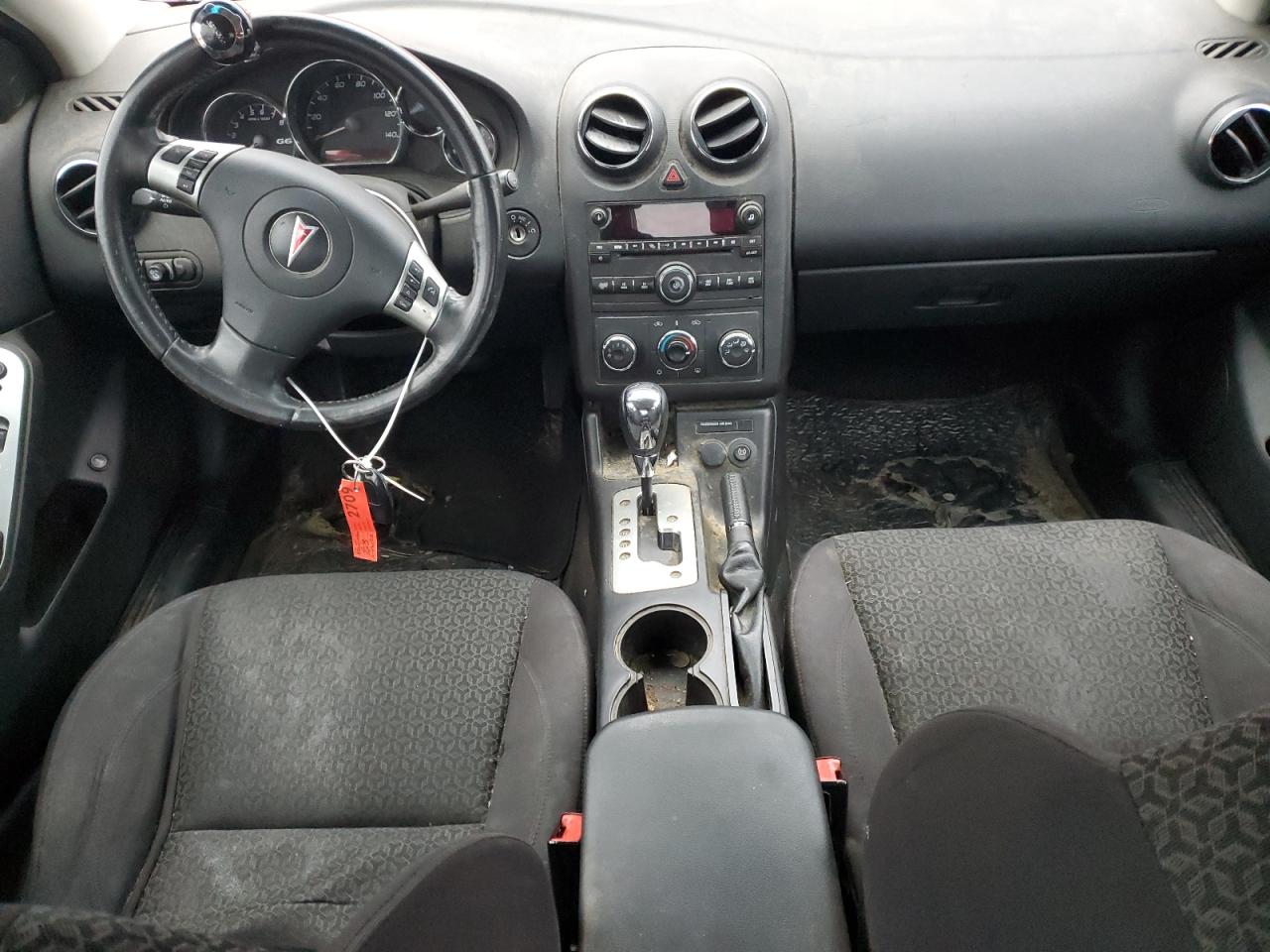 2010 Pontiac G6 - Image 8