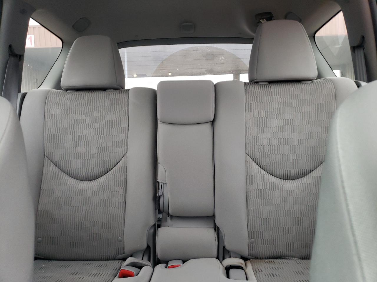 2012 Toyota RAV 4 - Image 10