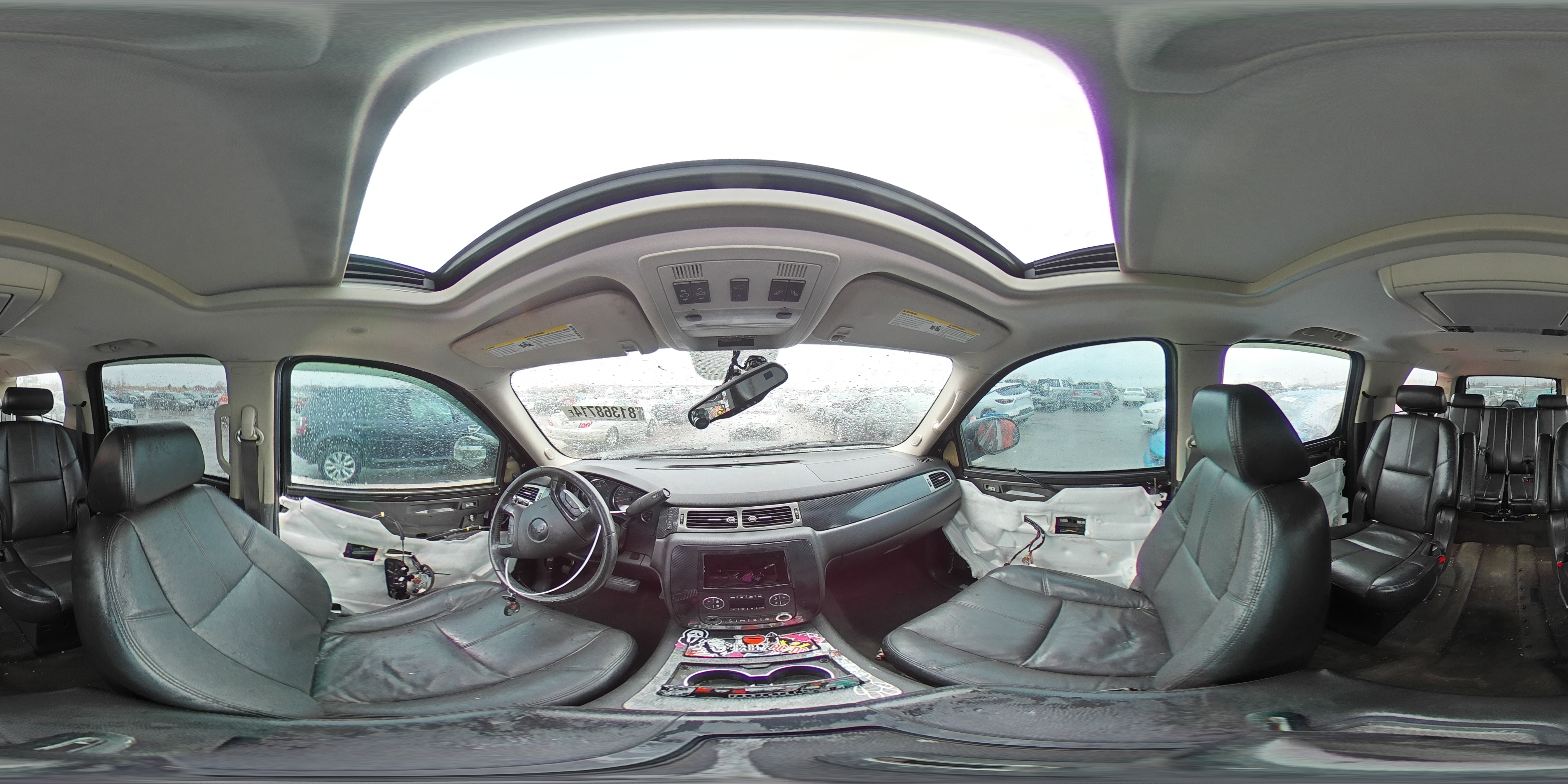 2007 Chevrolet Suburban - Image 14