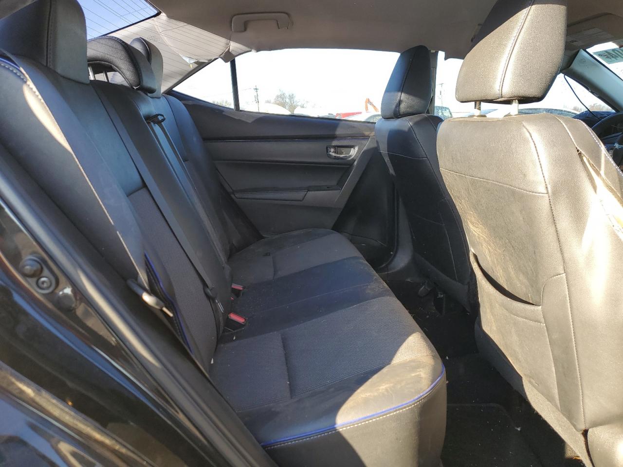 2017 Toyota Corolla - Image 10