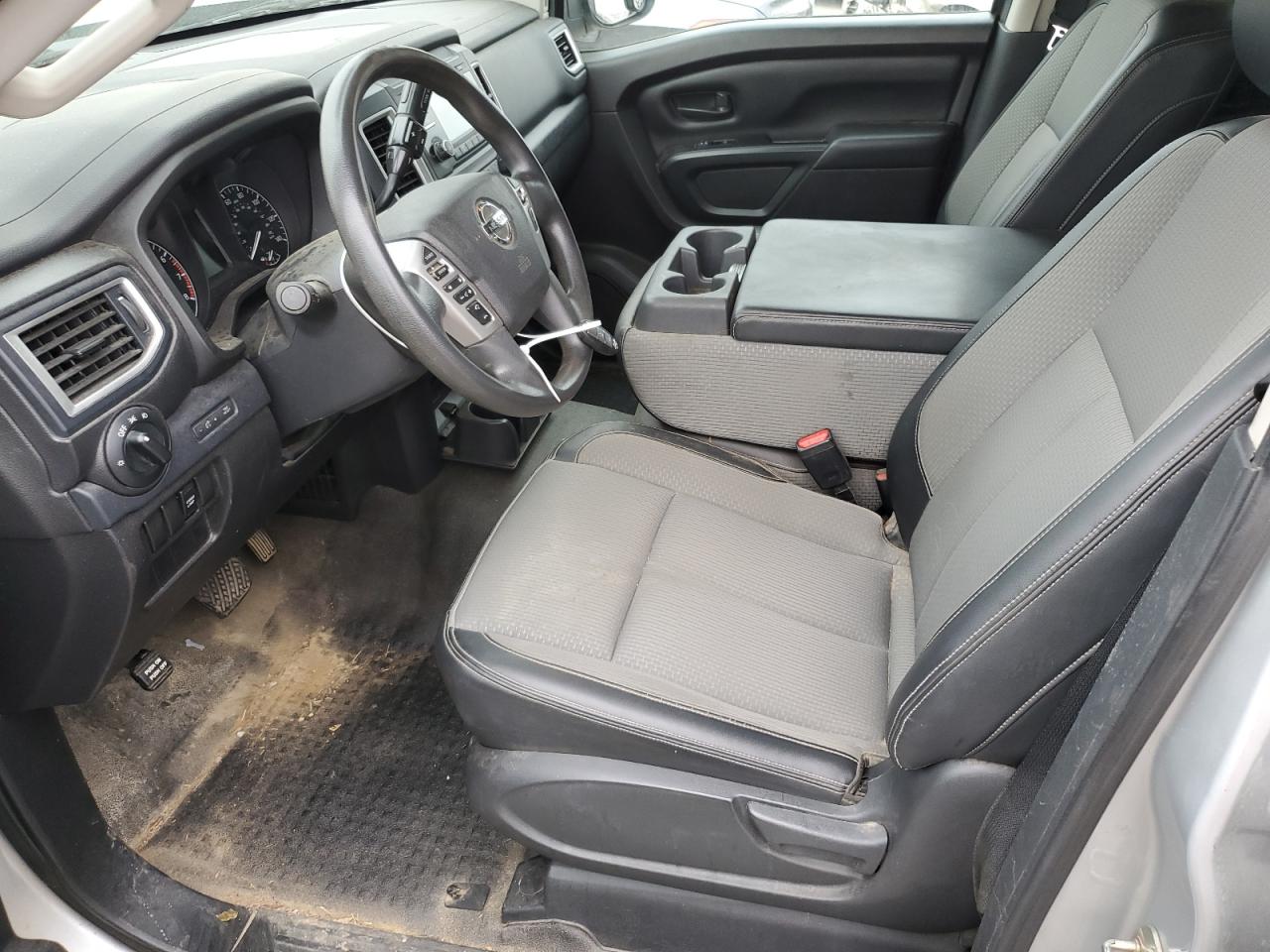 2017 Nissan Titan - Image 7