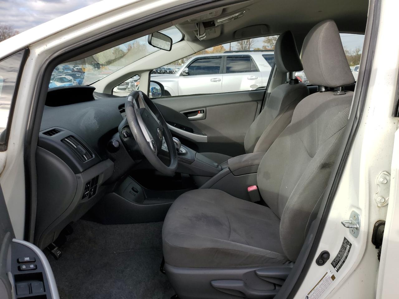 2011 Toyota Prius - Image 7