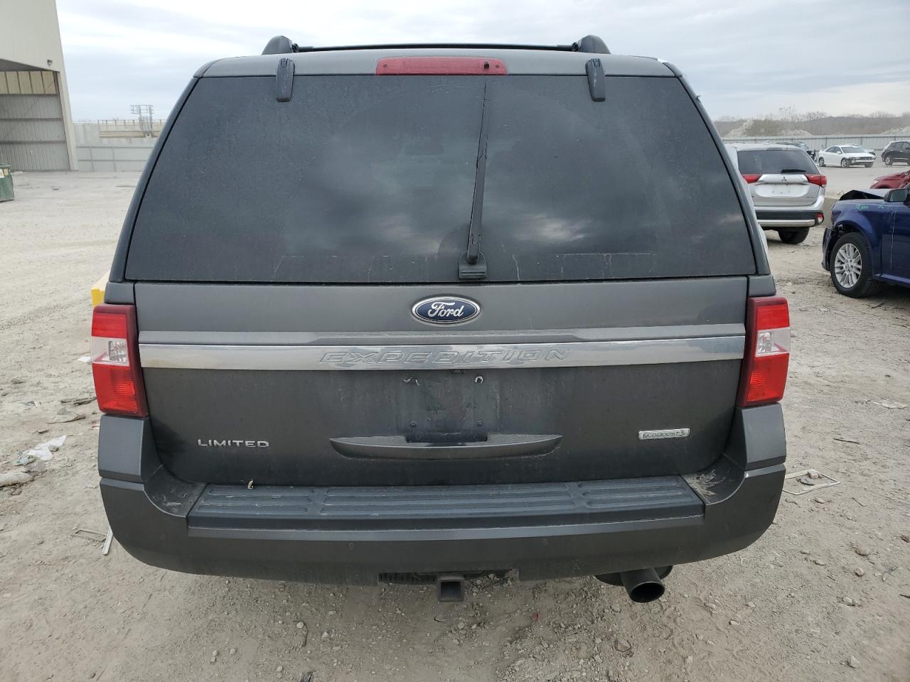 2015 Ford Expedition Limited VIN: 1FMJU2AT8FEF41771 Lot: 82256264