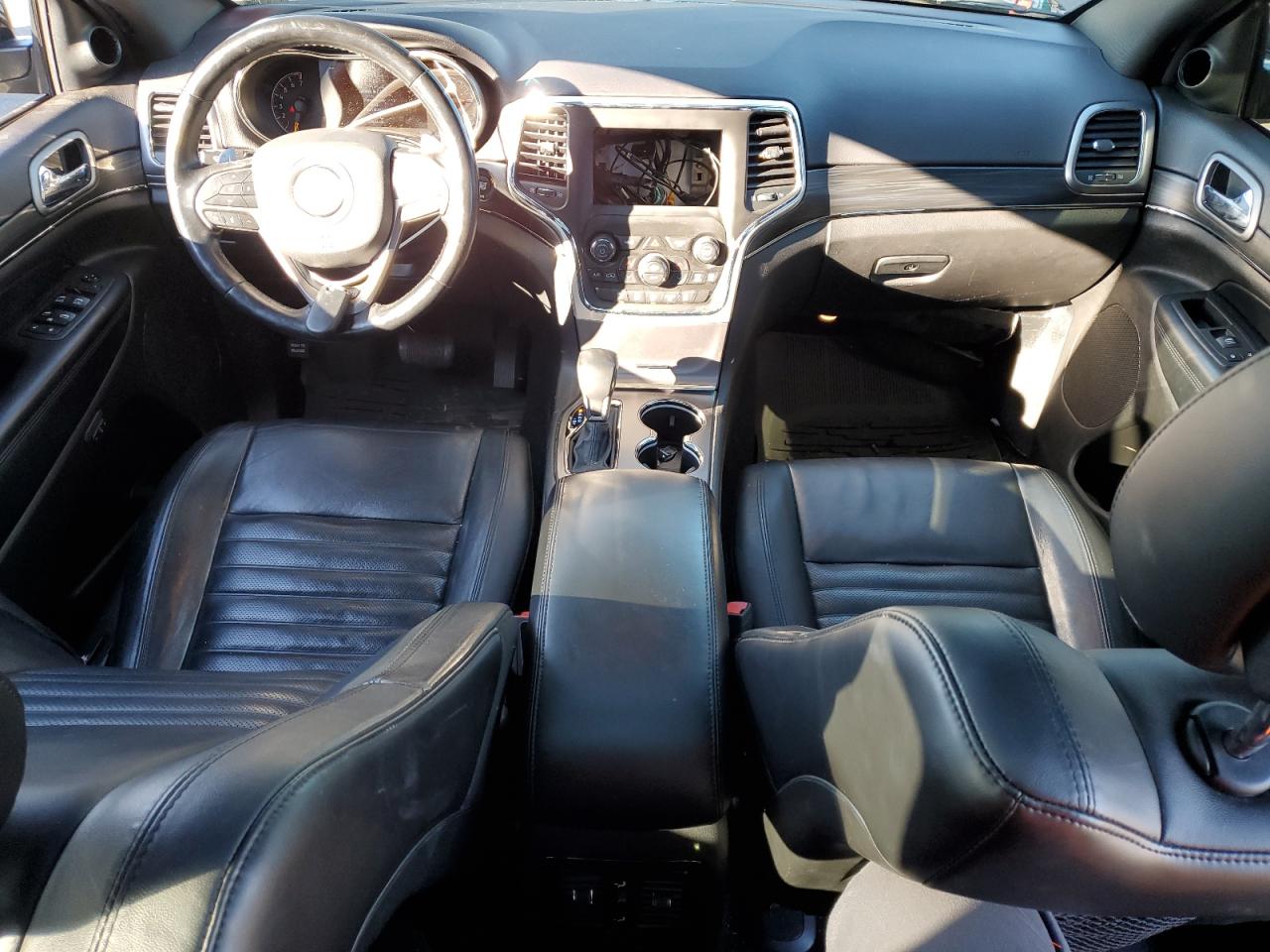 2020 Jeep Grand Cherokee - Image 8