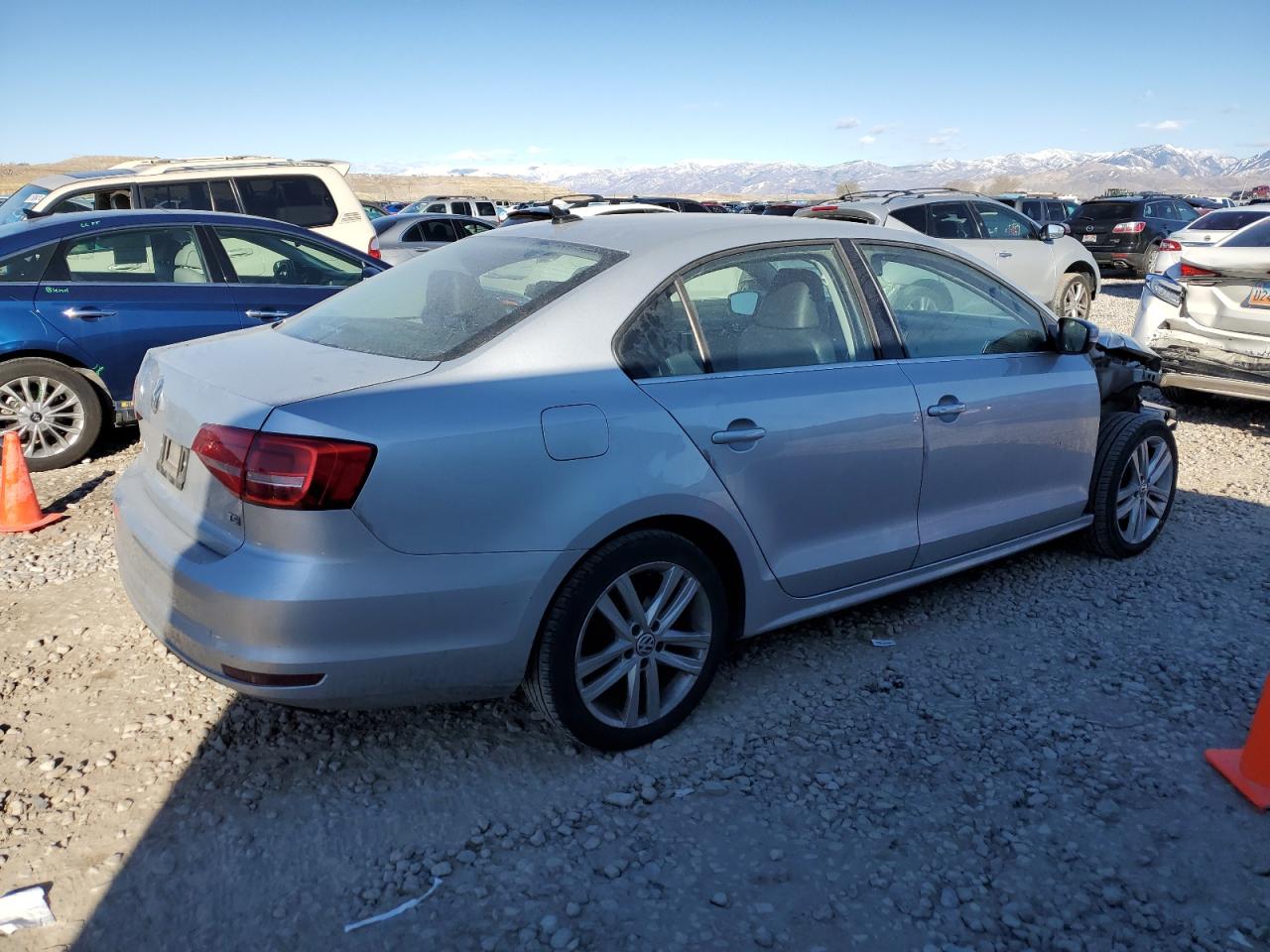 VIN 3VWL07AJ0FM237586 2015 VOLKSWAGEN JETTA no.3