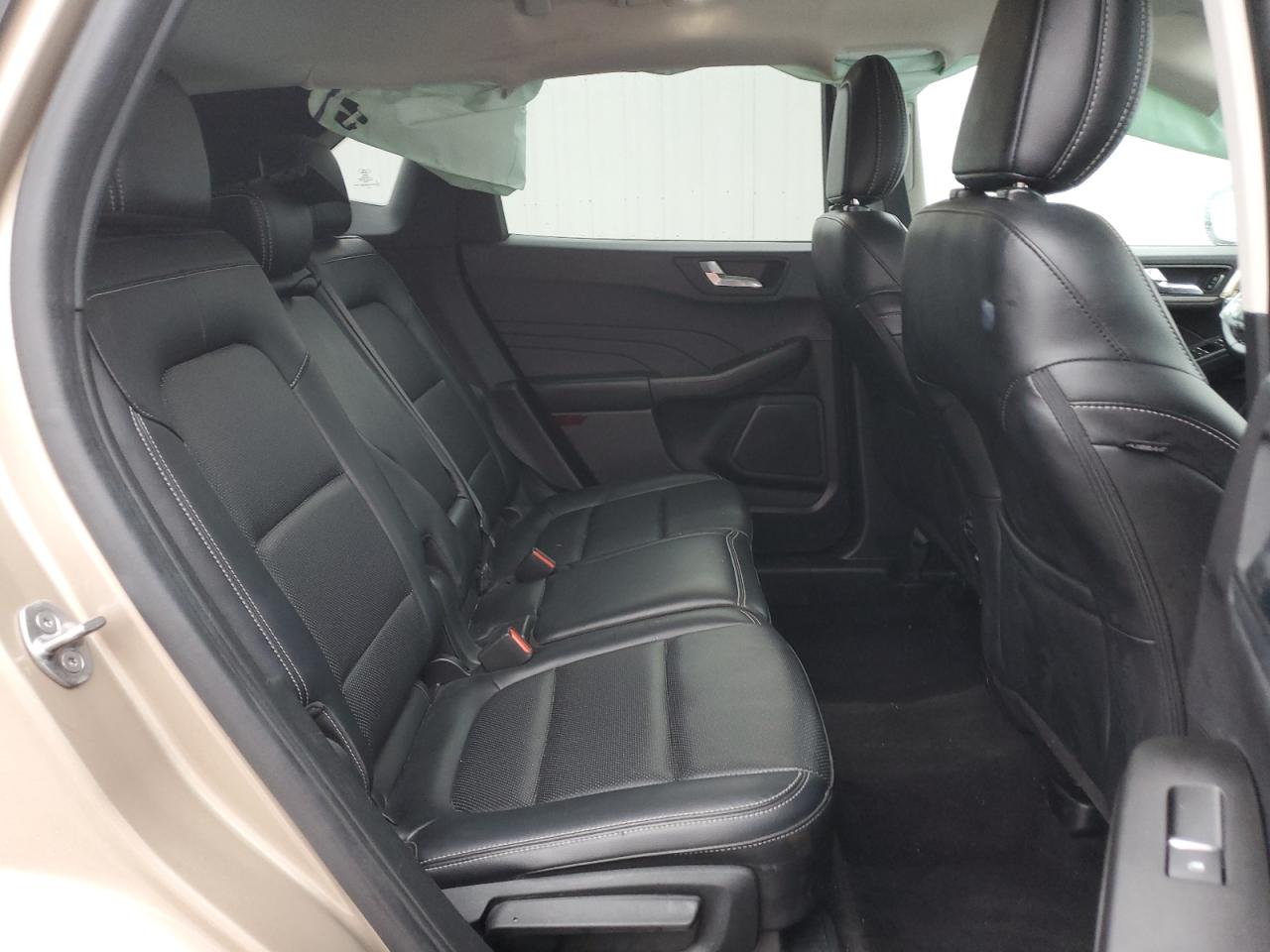 2021 Ford Escape - Image 11