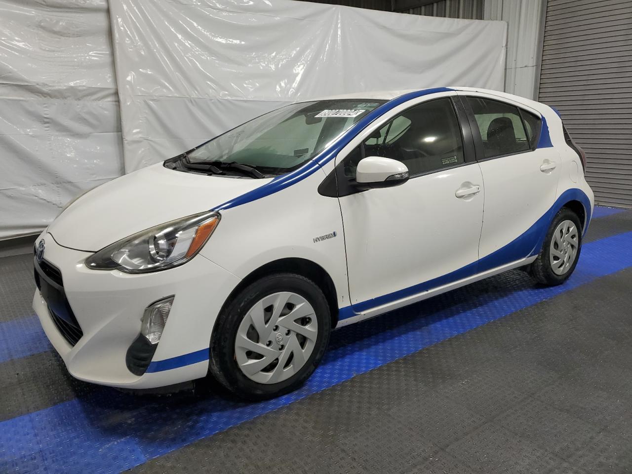 2016 Toyota Prius - Image 1
