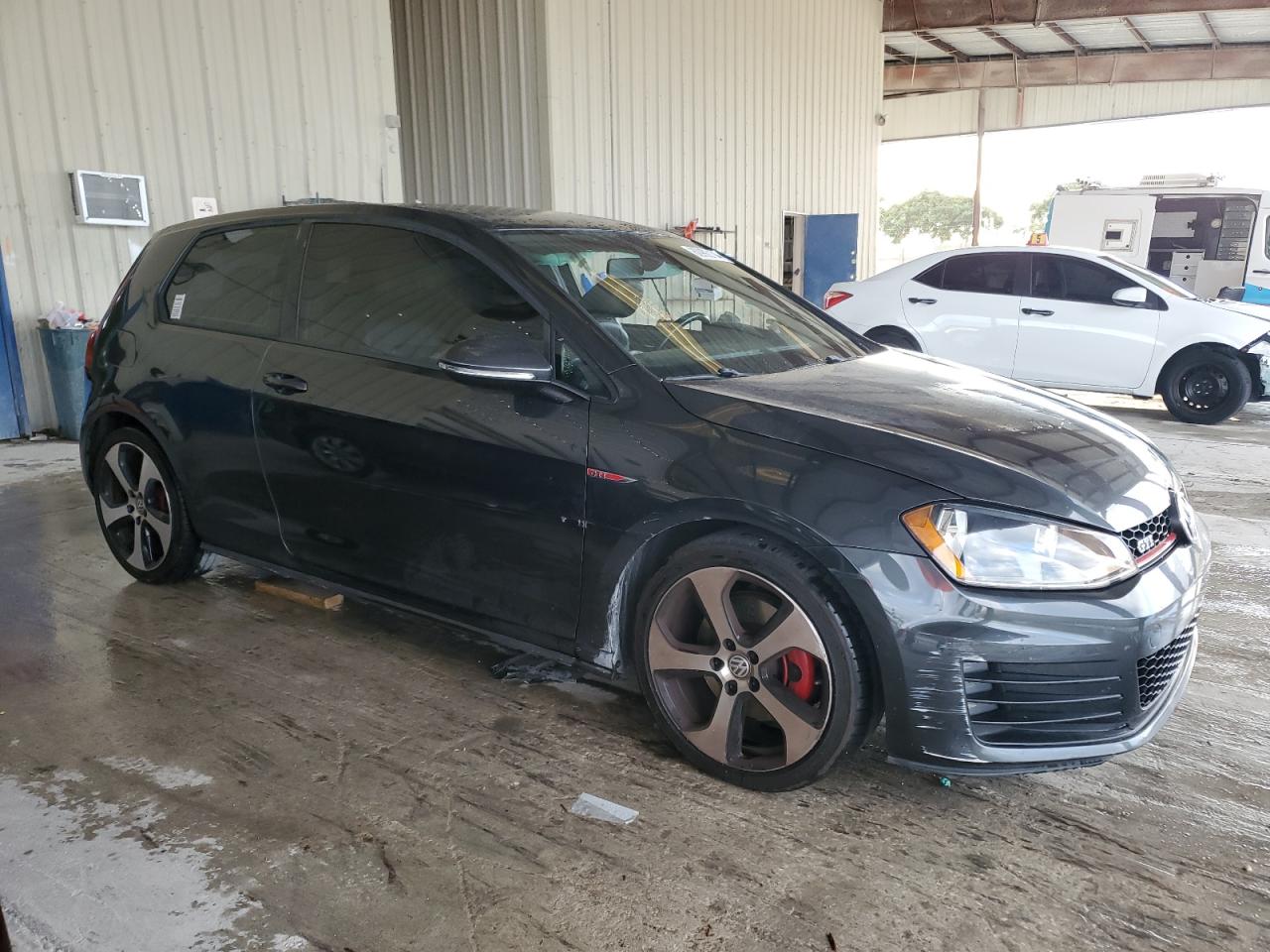 2015 Volkswagen GTI - Image 4
