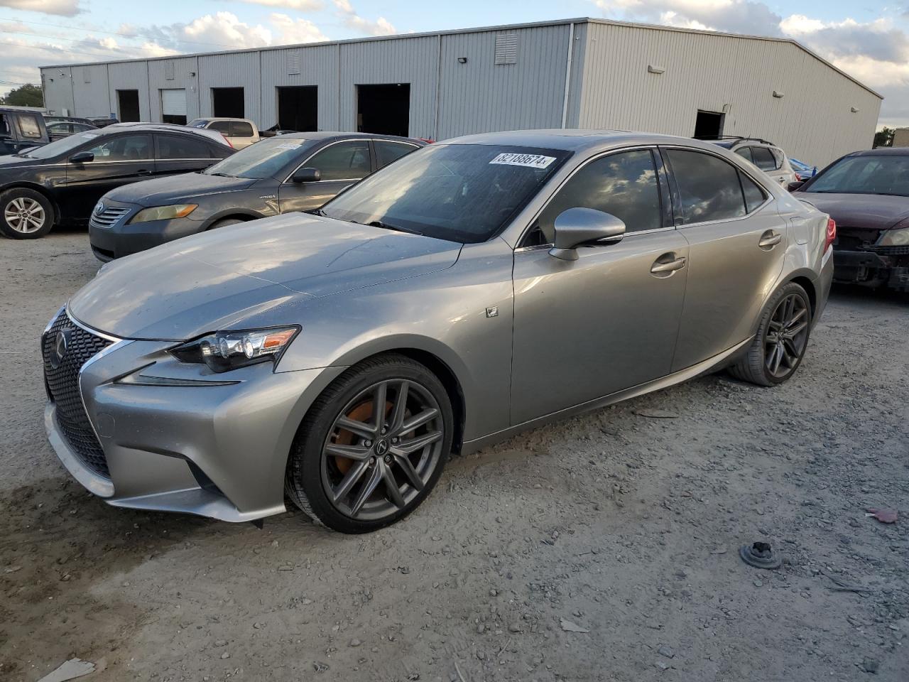 2015 Lexus IS - Image 1