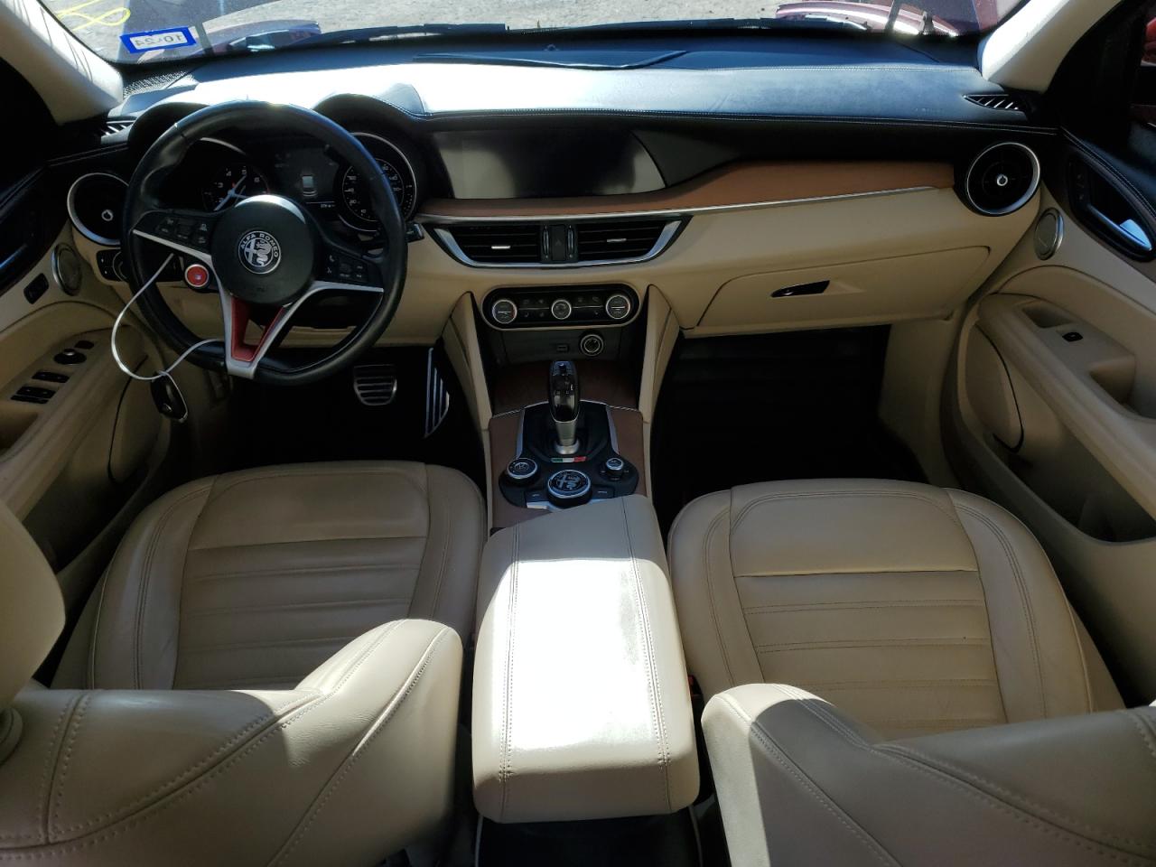 2018 Alfa Romeo Stelvio - Image 8