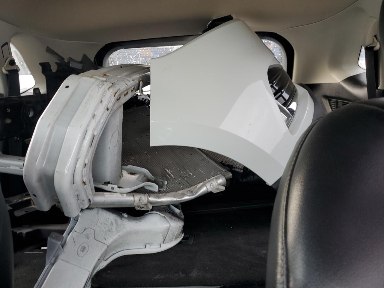2020 Ford Edge - Image 10