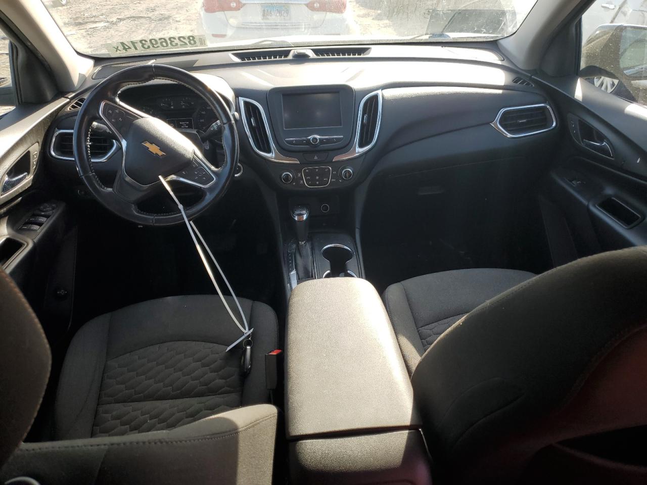 VIN 3GNAXJEV0JS628104 2018 CHEVROLET EQUINOX no.8