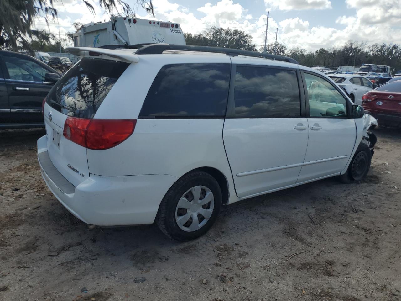 2007 Toyota Sienna - Image 3