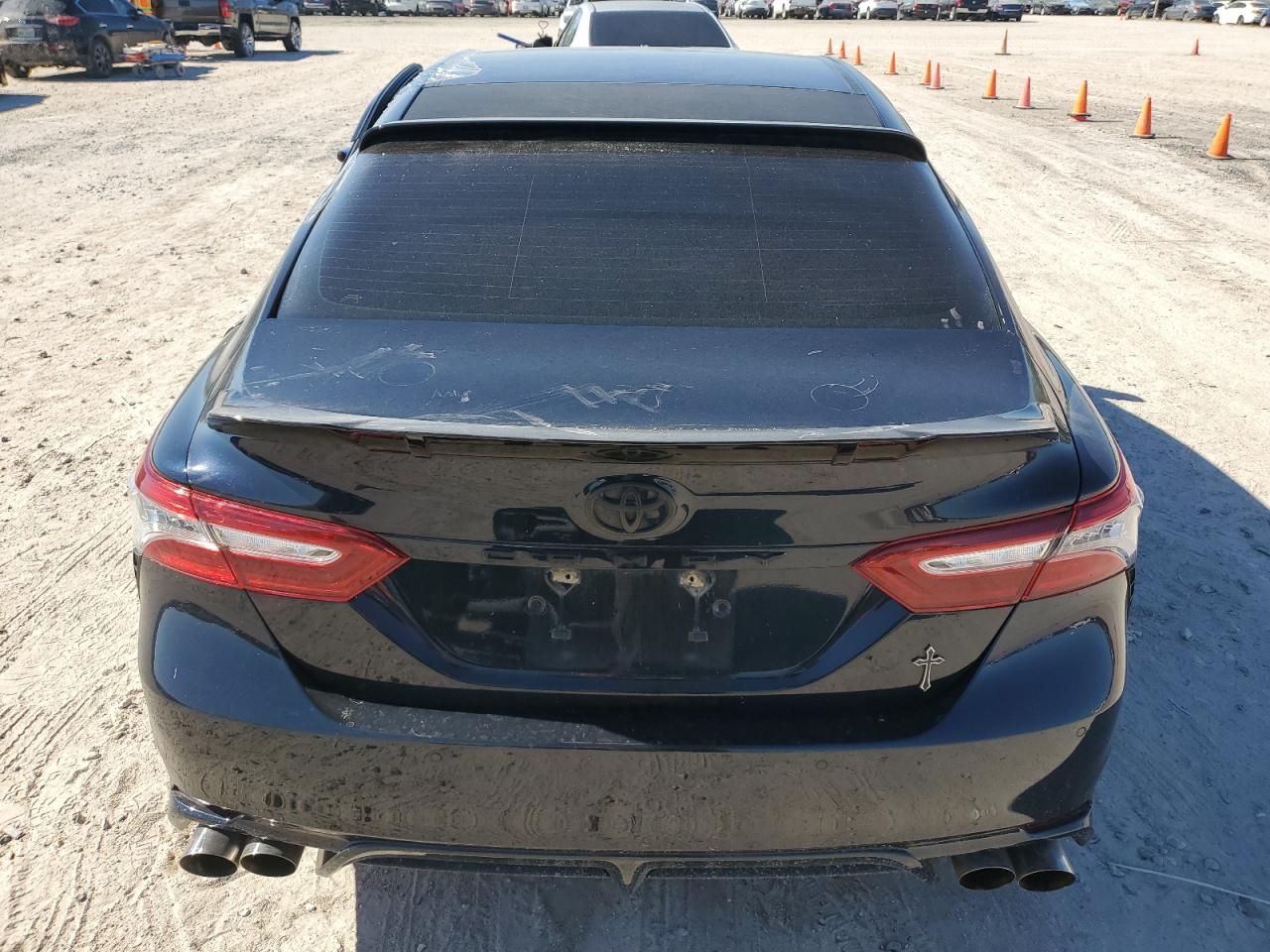 2018 Toyota Camry Xse VIN: 4T1B61HK1JU511581 Lot: 80256194