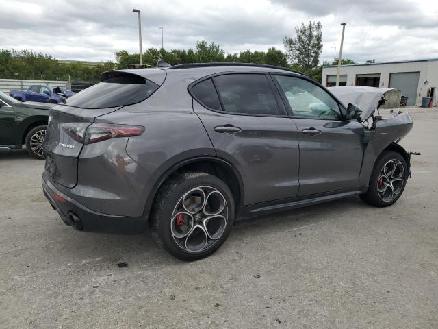  ALFA ROMEO STELVIO 2024 Szary