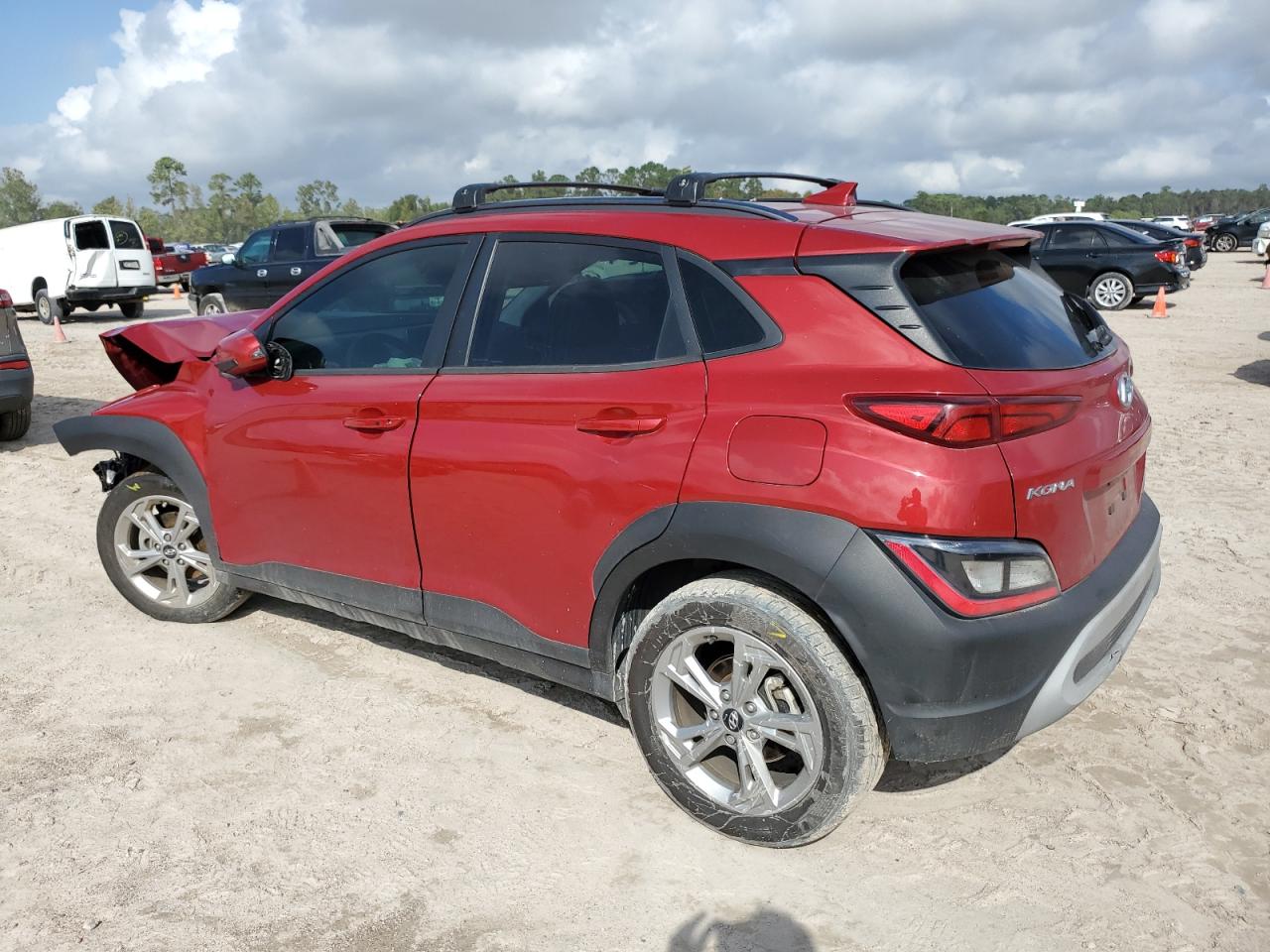 2022 Hyundai Kona - Image 2