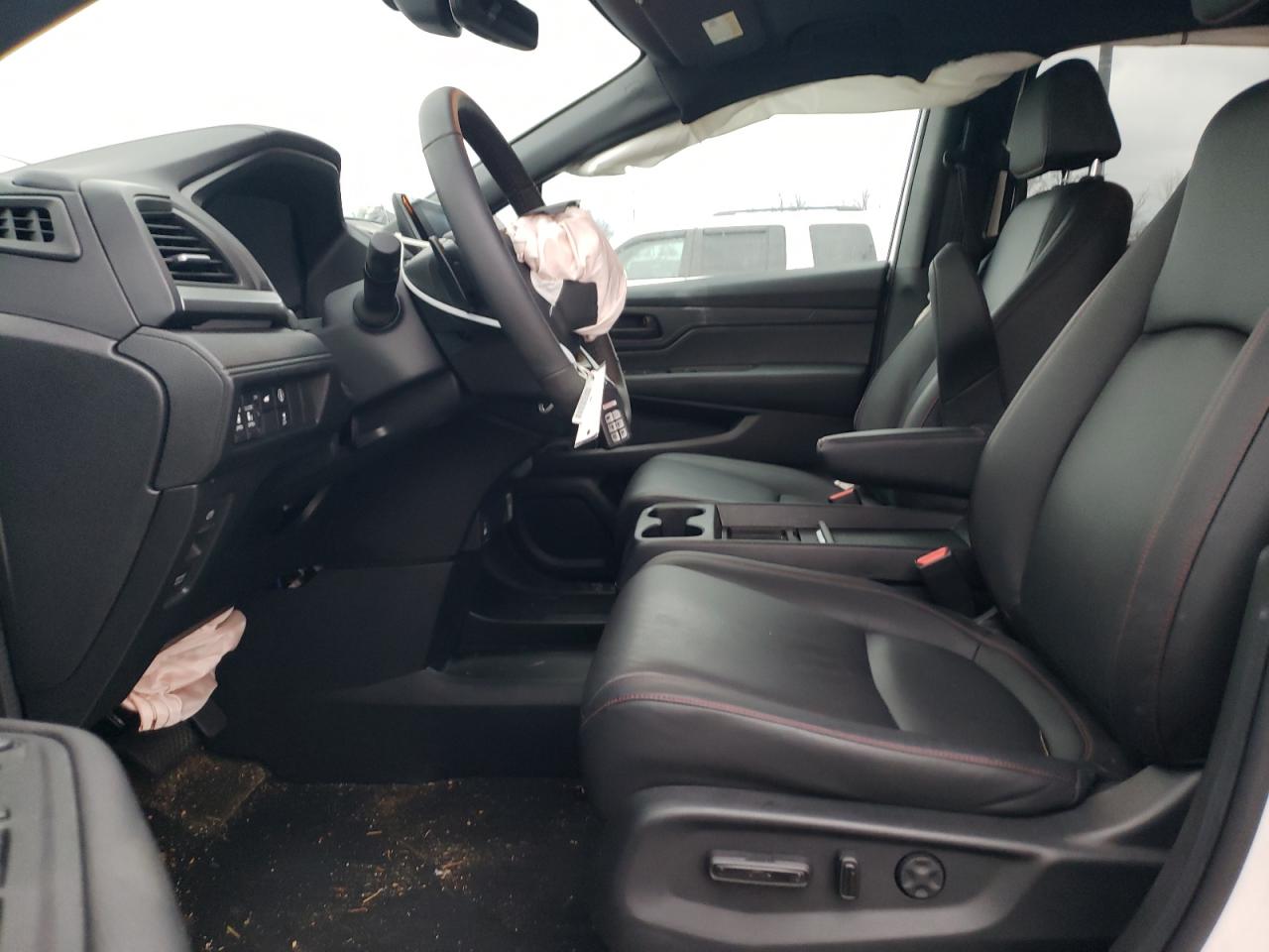 2024 Honda Odyssey - Image 7