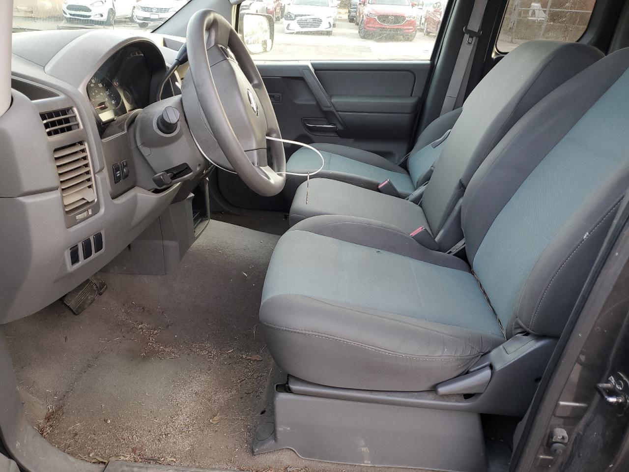 2005 Nissan Titan - Image 7