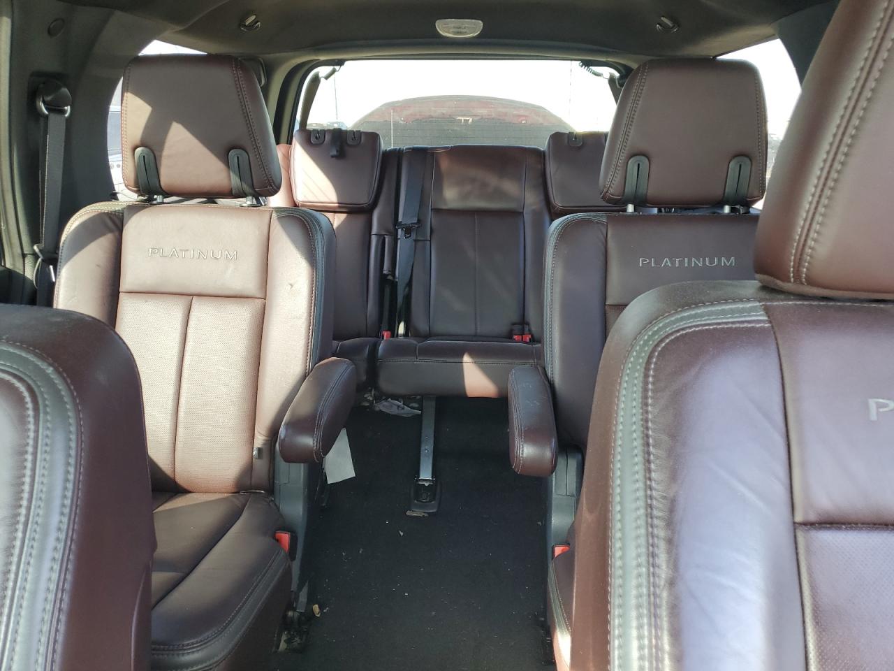 2016 Ford Expedition - Image 10