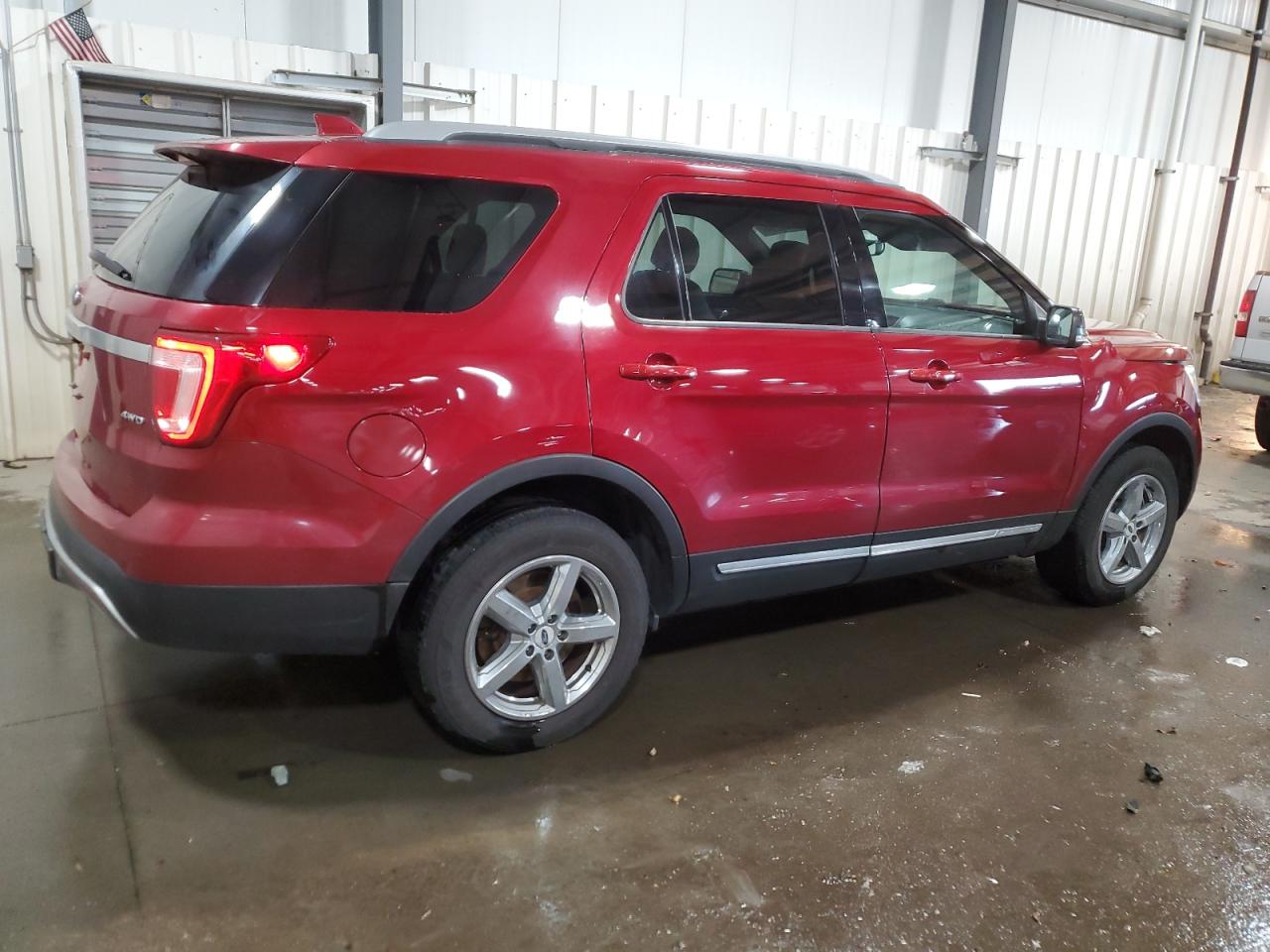 2017 Ford Explorer - Image 3
