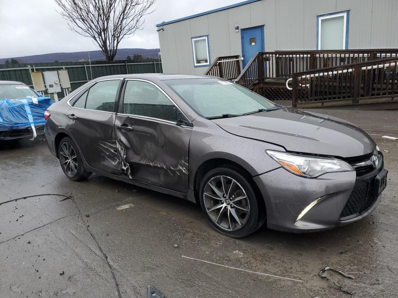 2015 Toyota Camry - Image 4