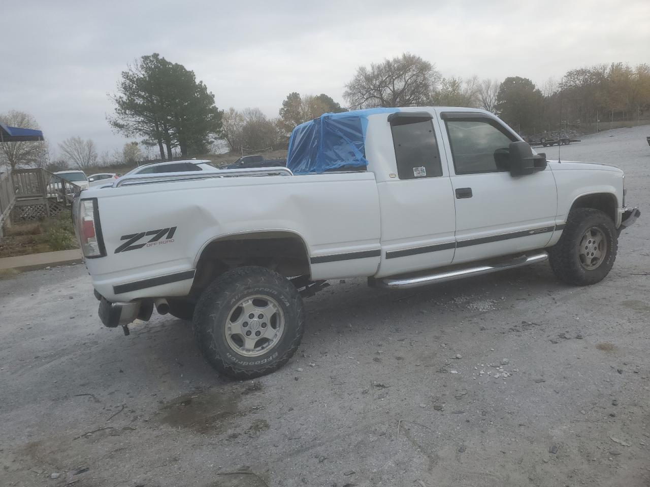 1997 Chevrolet GMT-400 - Image 3