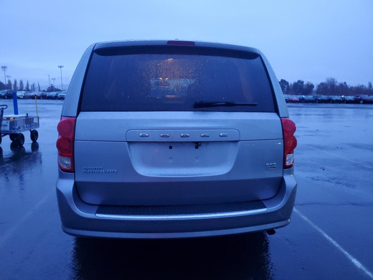 VIN 2C4RDGCG0HR603920 2017 DODGE CARAVAN no.6