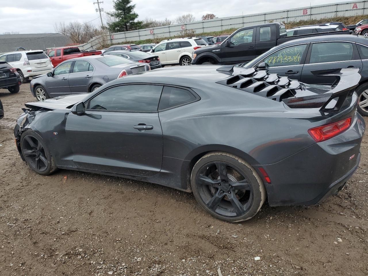 2016 Chevrolet Camaro - Image 2
